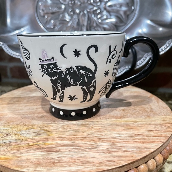 Potter’s Studio pedestal Halloween teacup/coffee mug set of 2 - Black cat  NEW! - Picture 3 of 8